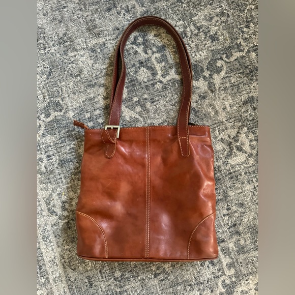 Floto Tavoli Shoulder Bag - Picture 2 of 14